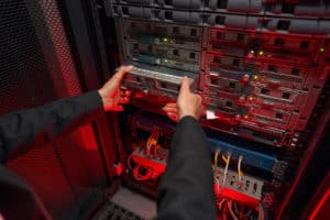 managed service provider fixing server